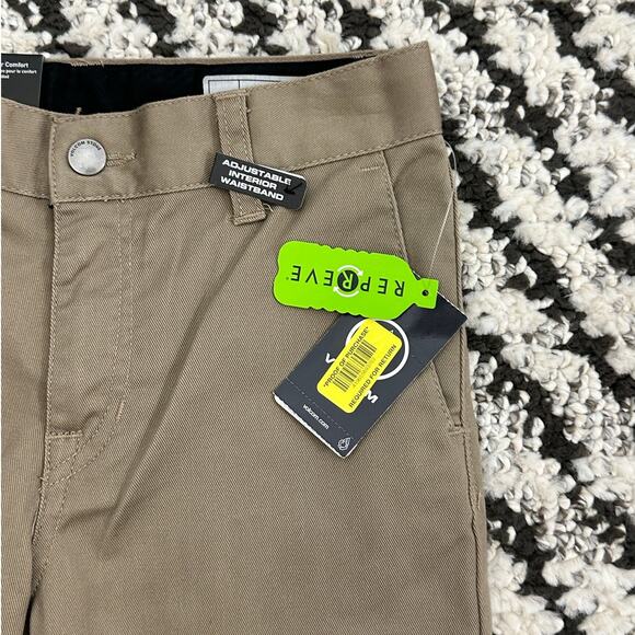 Volcom Boys Frickin Modern Straight Chino Pants 6 NWT - Picture 2 of 6